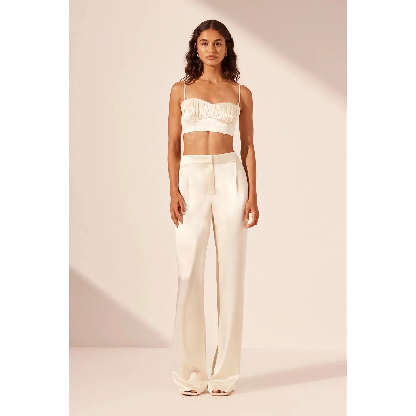 MID RISE STRAIGHT LEG PANT