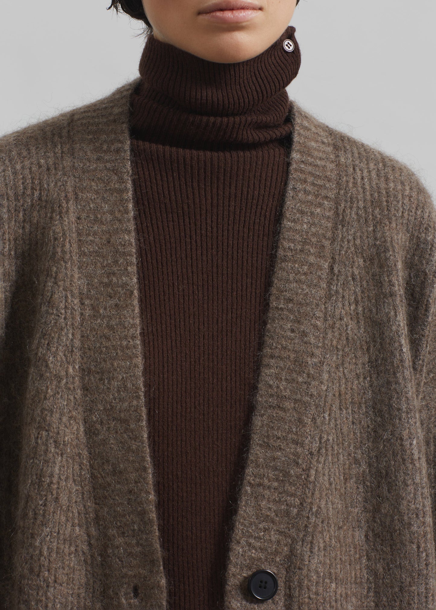 Devar Turtleneck Sweater - Brown