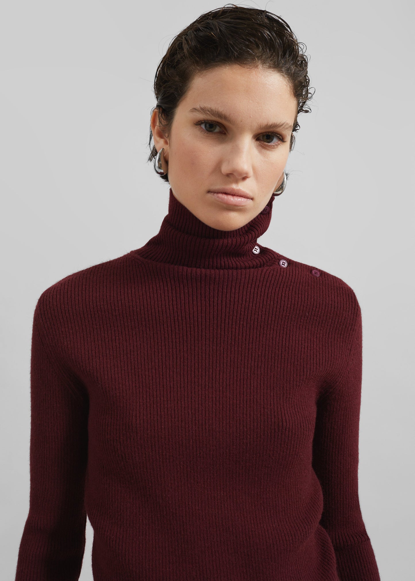 Devar Turtleneck Sweater - Burgundy