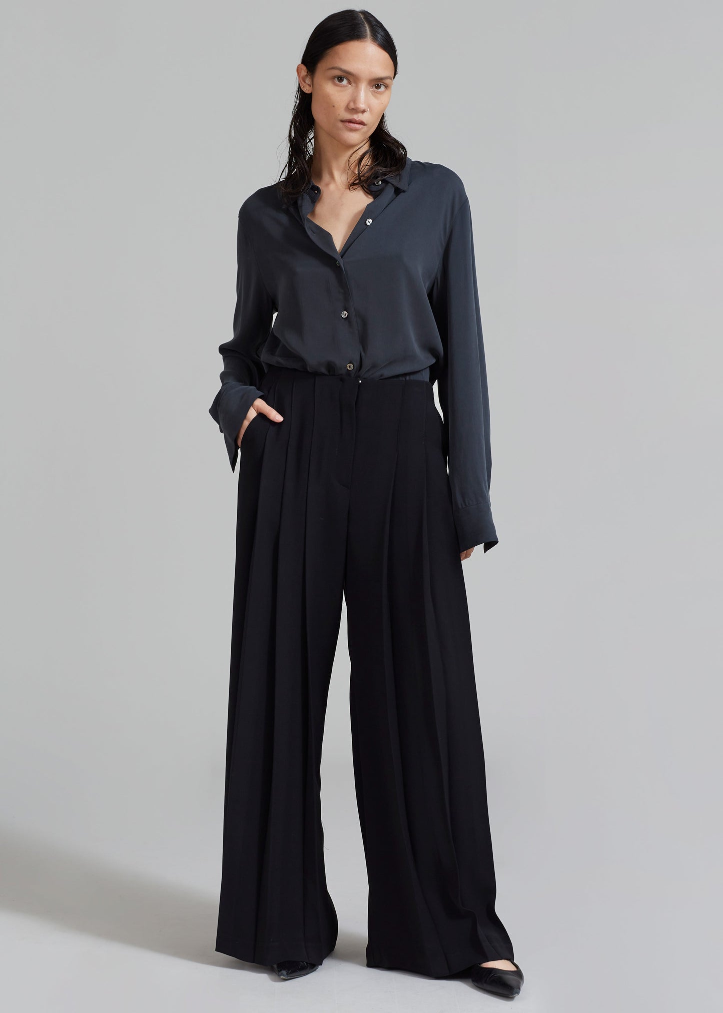 Dillon Pleated Pants - Black