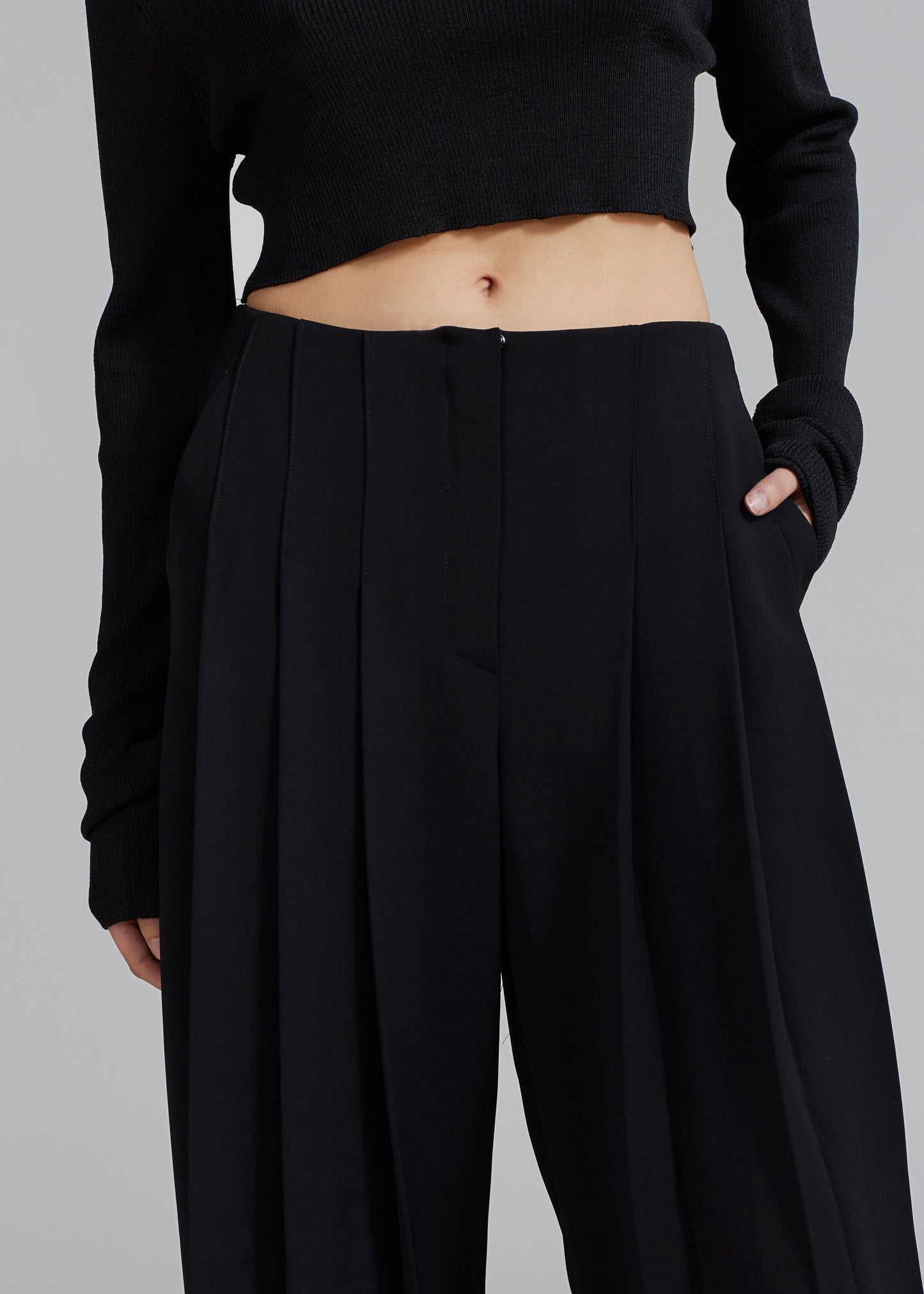 Dillon Pleated Pants - Black