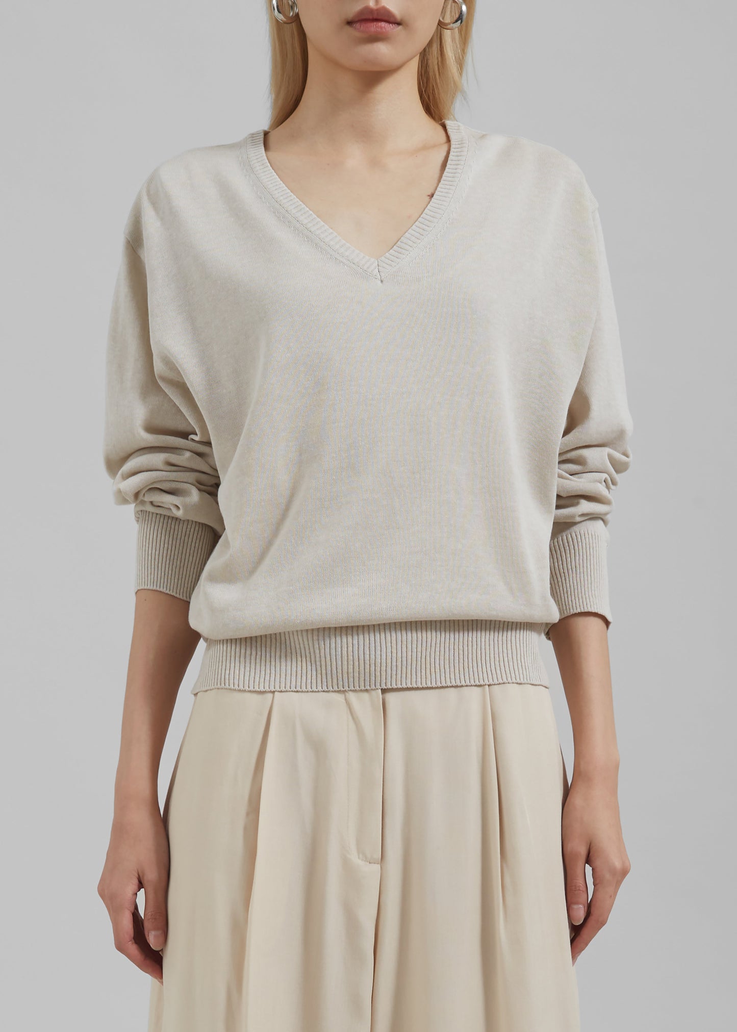 Eliora V Neck Sweater - Beige