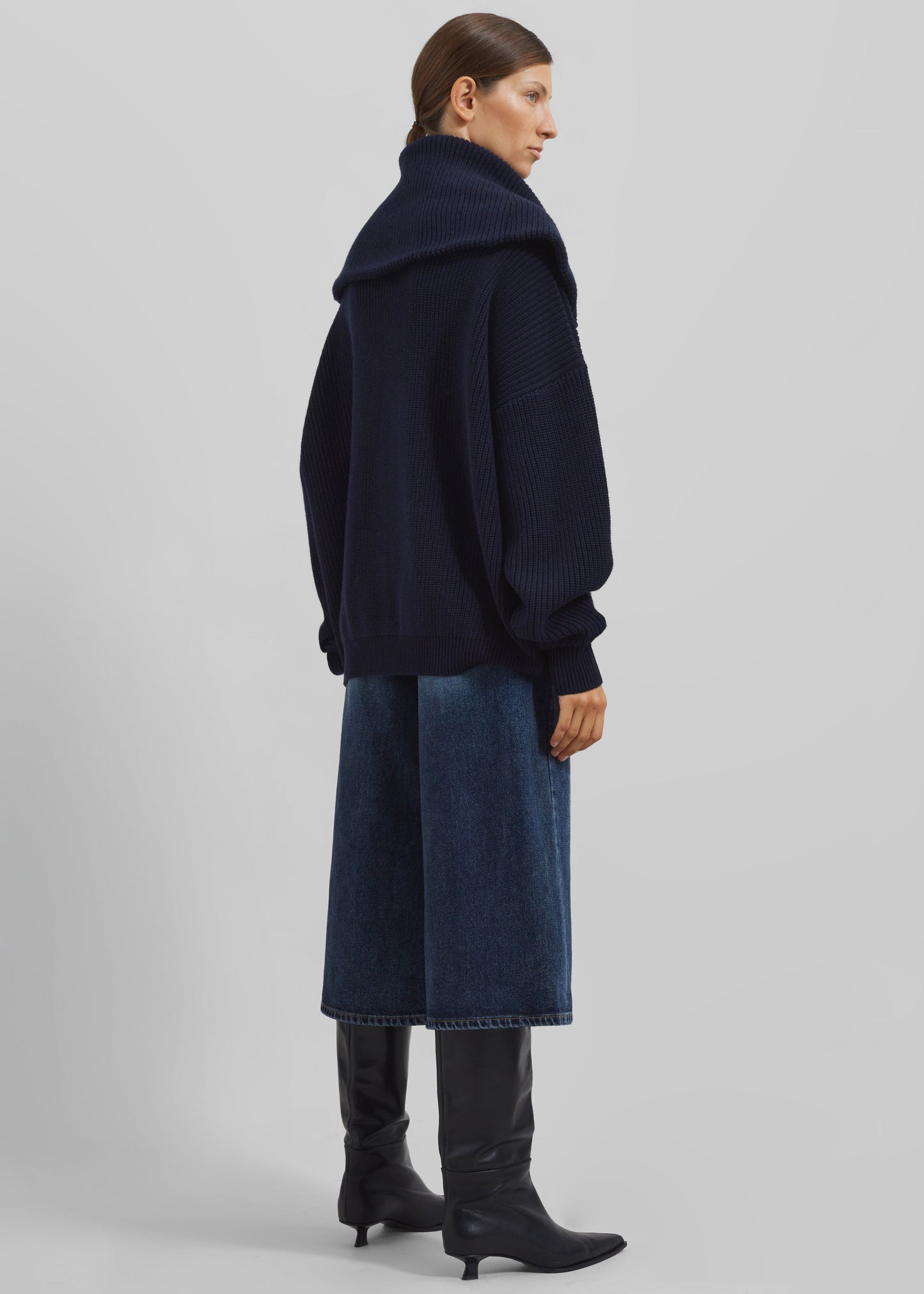 Hazel Oversized Wool Jumper - Dark Navy