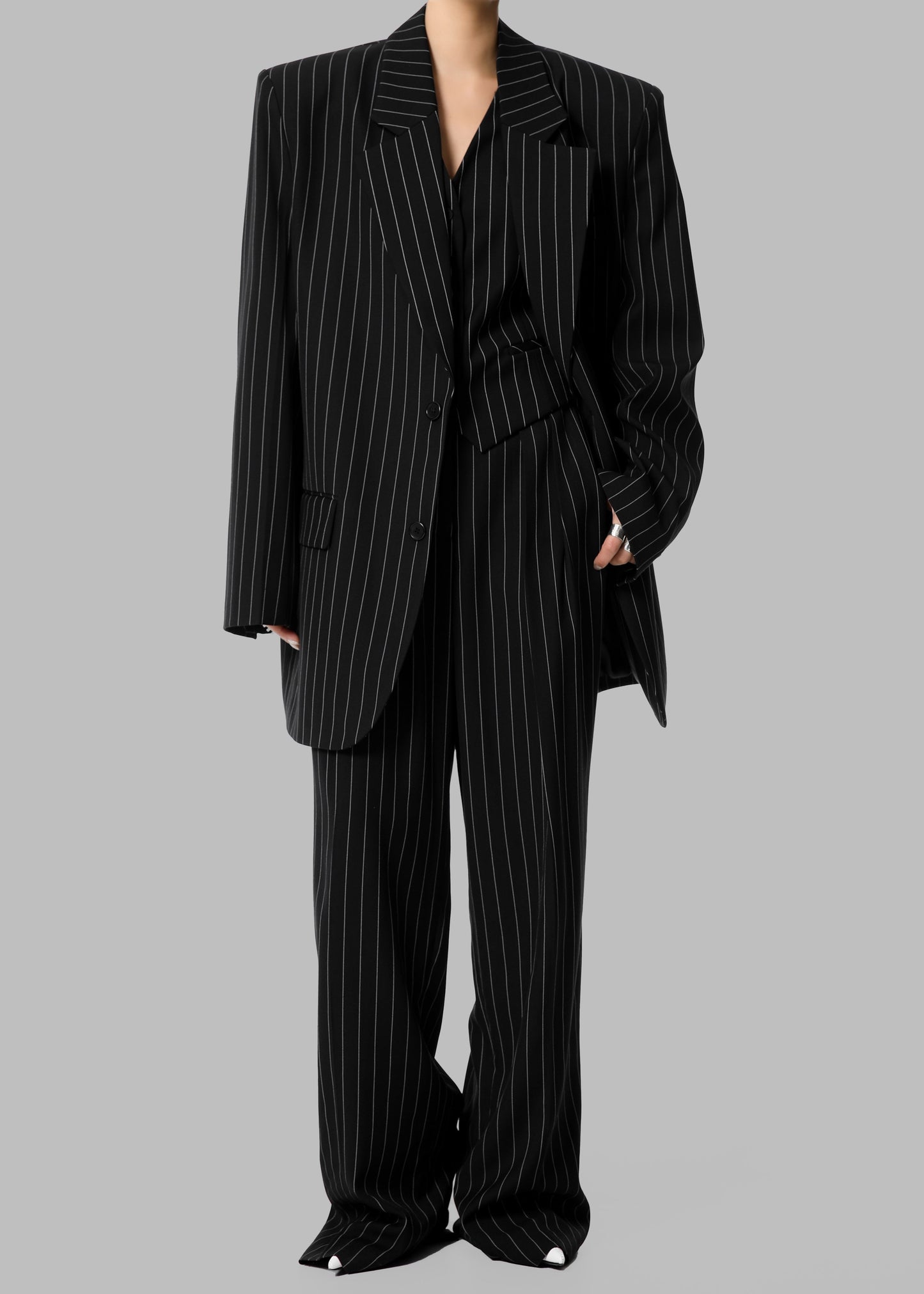 Holland Pleated Trousers - Black/White Pinstripe