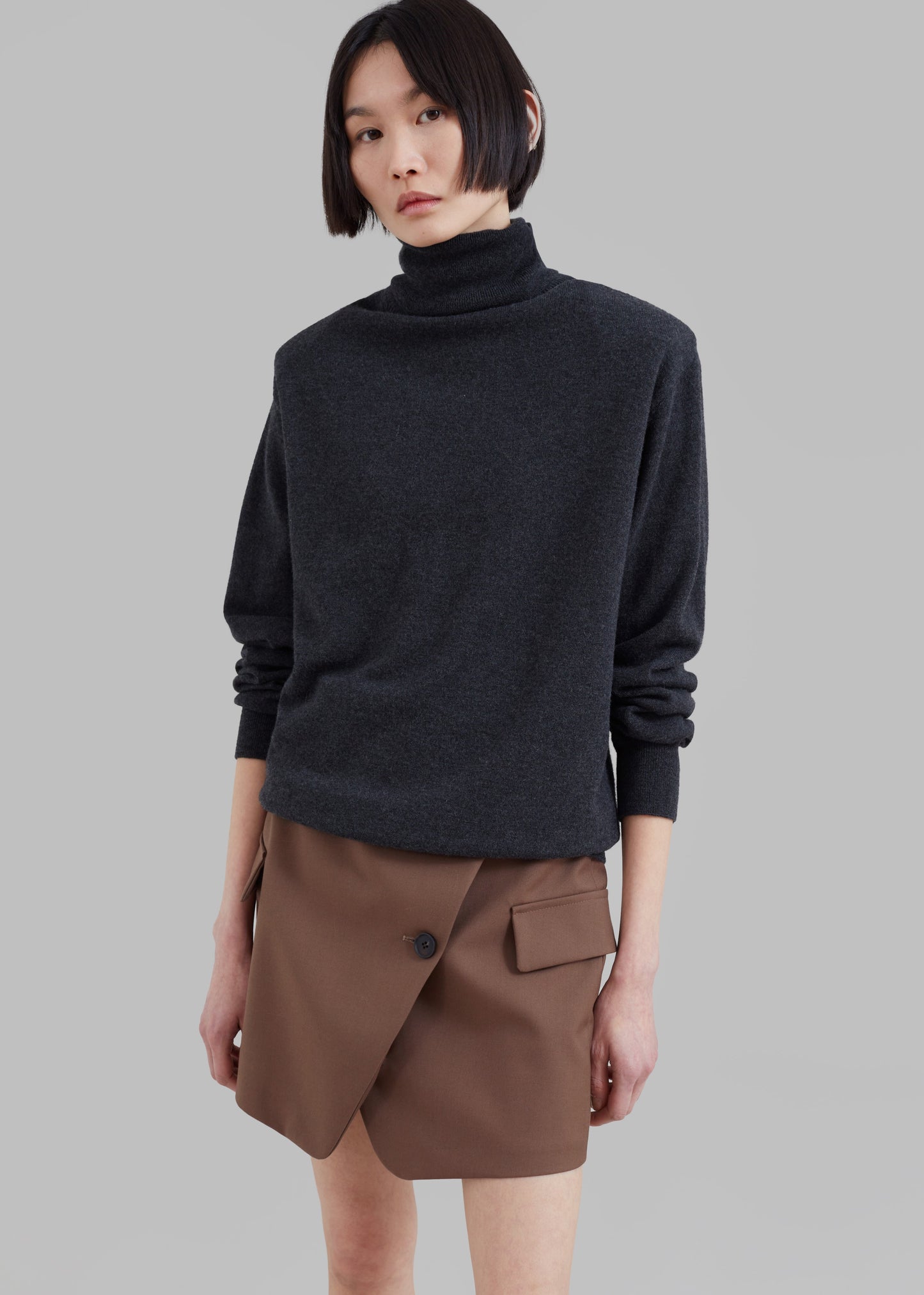 Ines Thin Padded Turtleneck - Charcoal