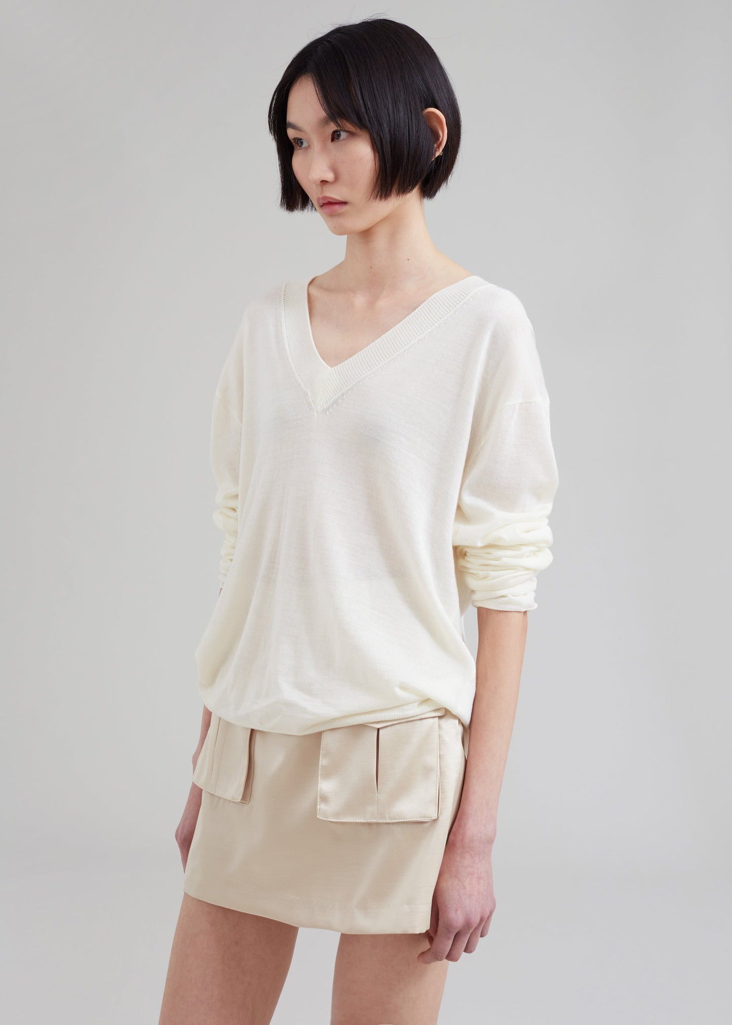 Juro V-Neck Knit - Cream