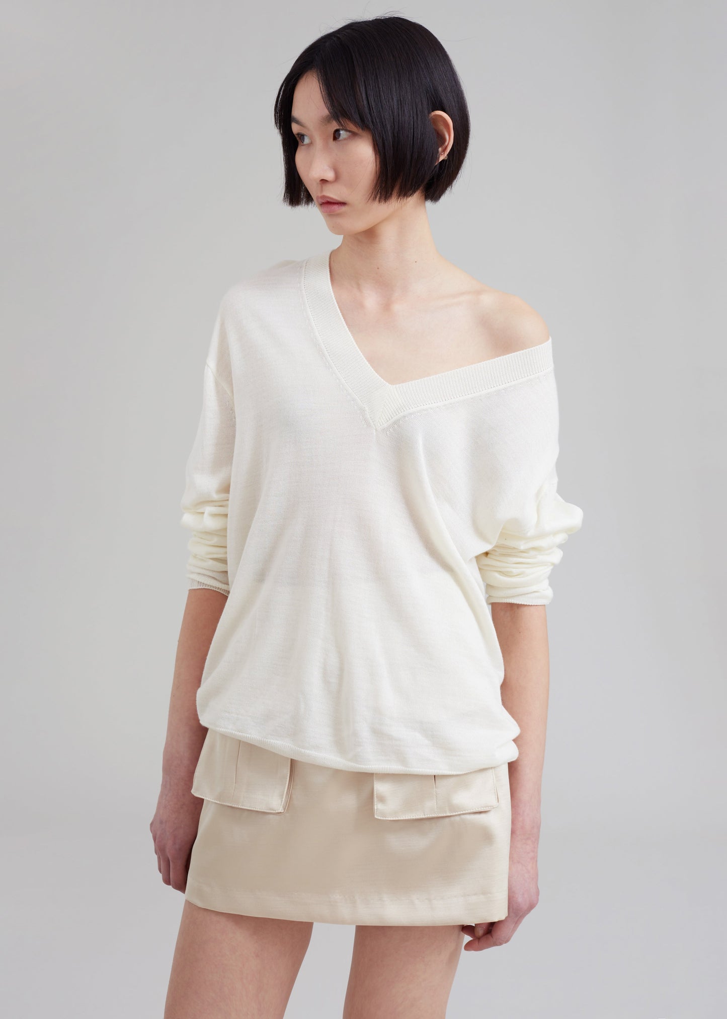 Juro V-Neck Knit - Cream