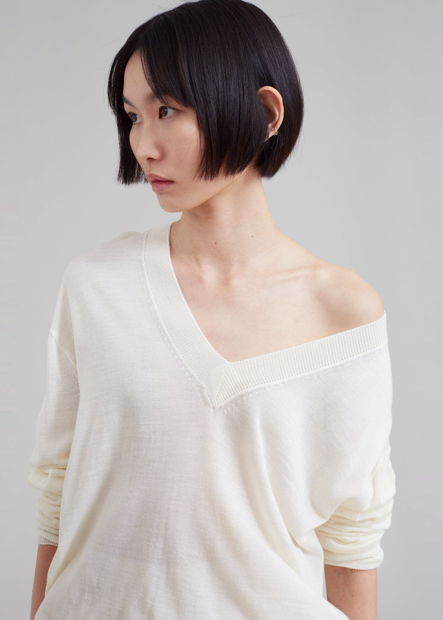 Juro V-Neck Knit - Cream