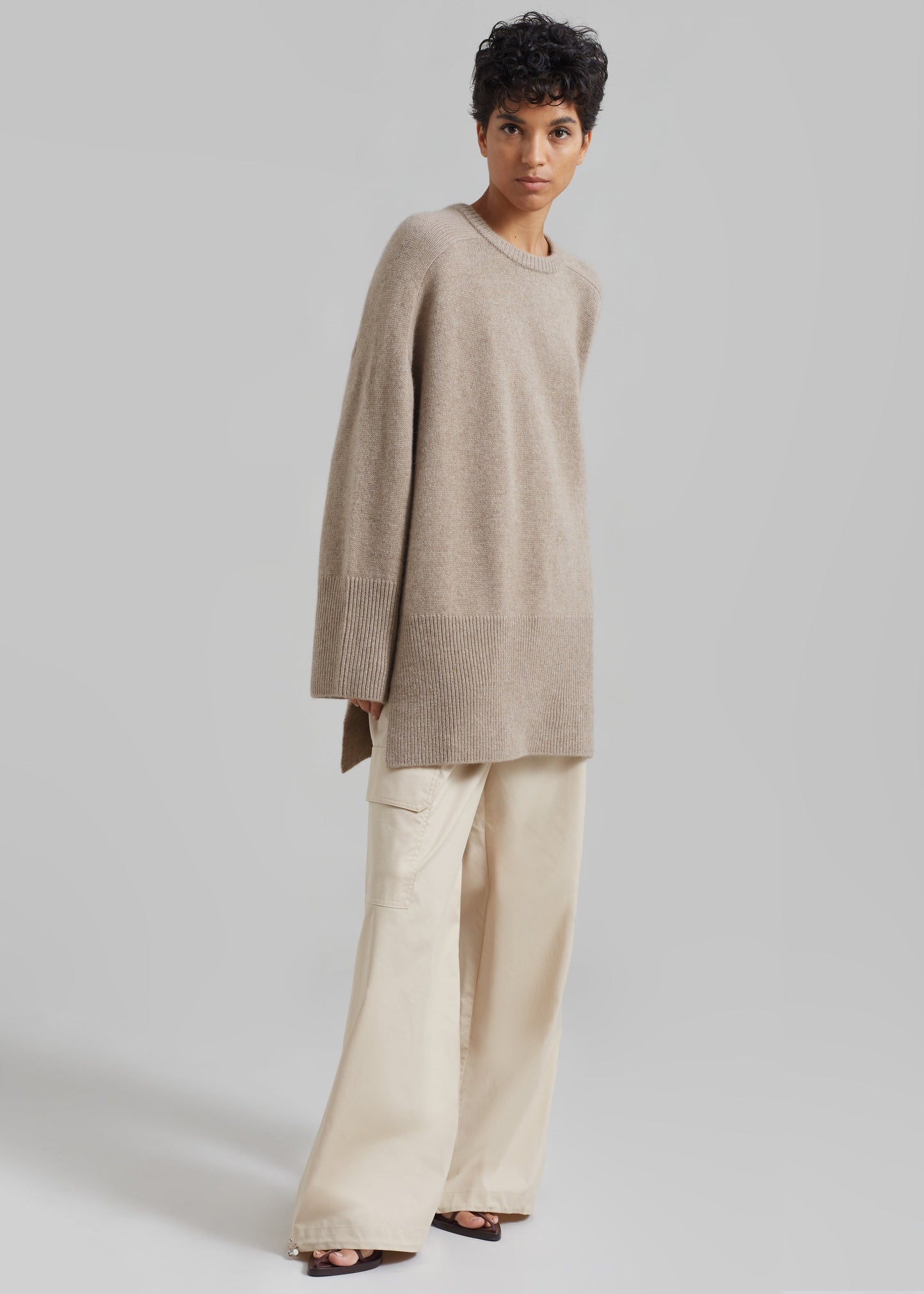 Kairon Cashmere Crewneck Sweater - Beige