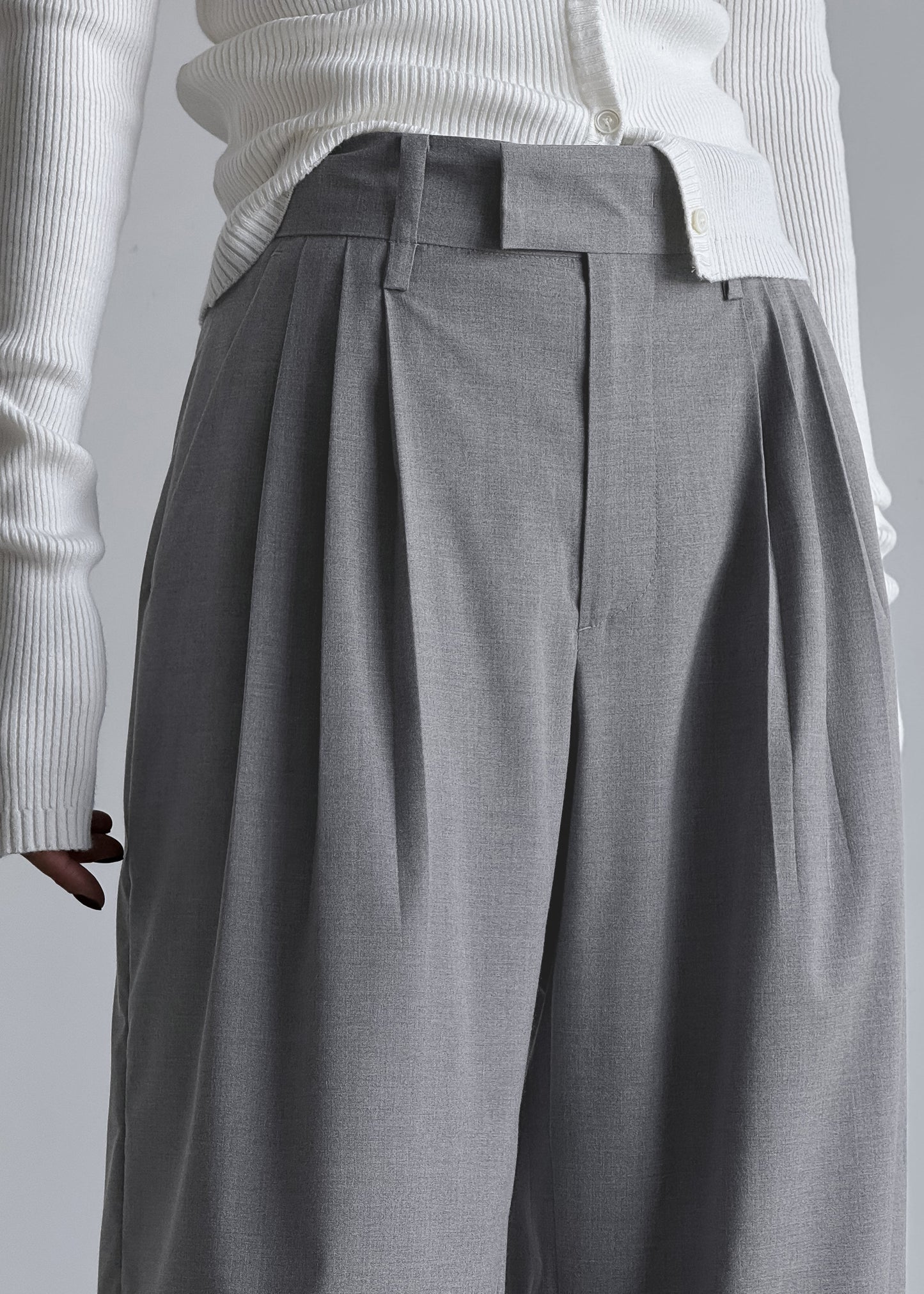 Linna Trousers - Light Grey