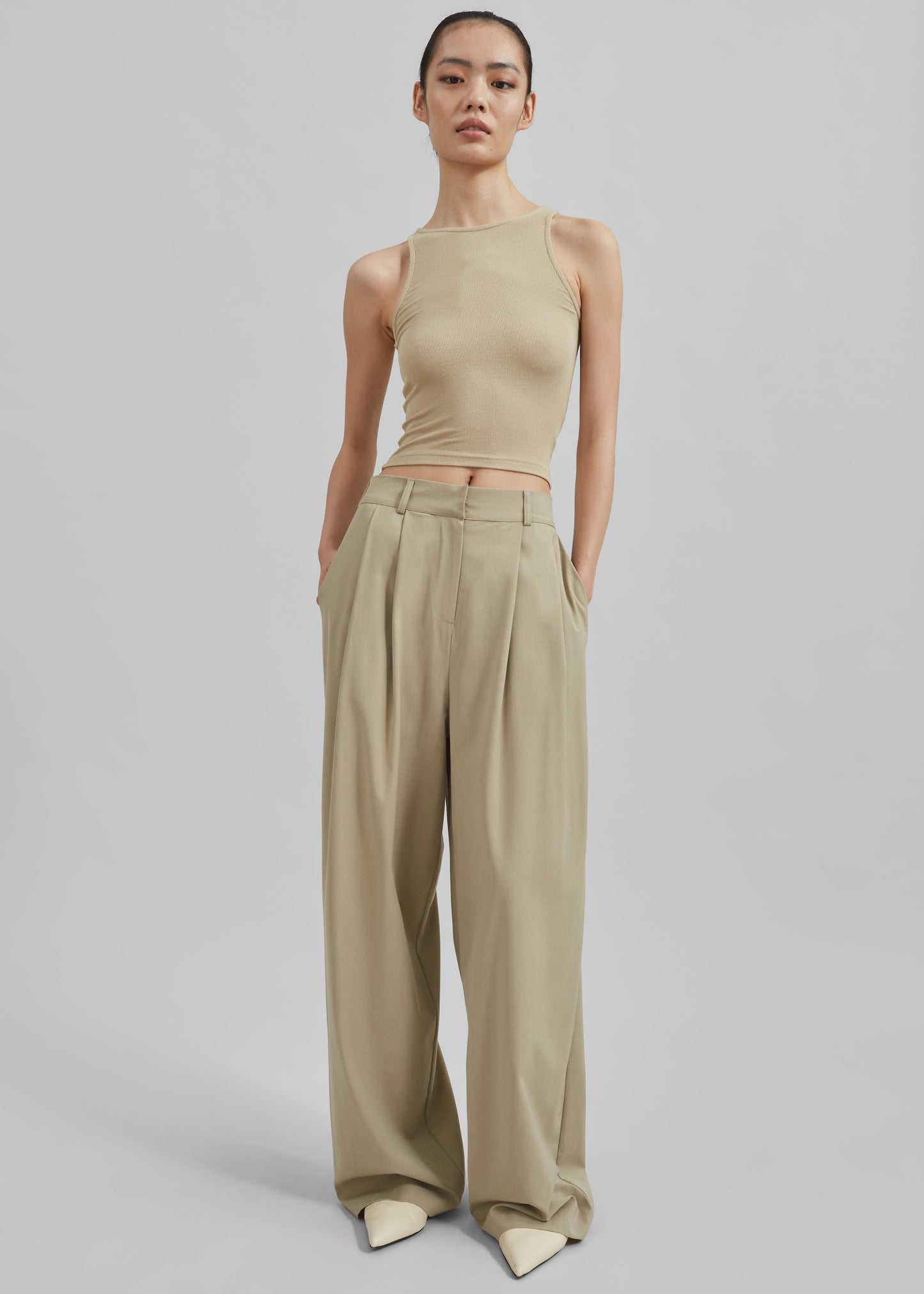 Livvy Pleated Trousers - Beige