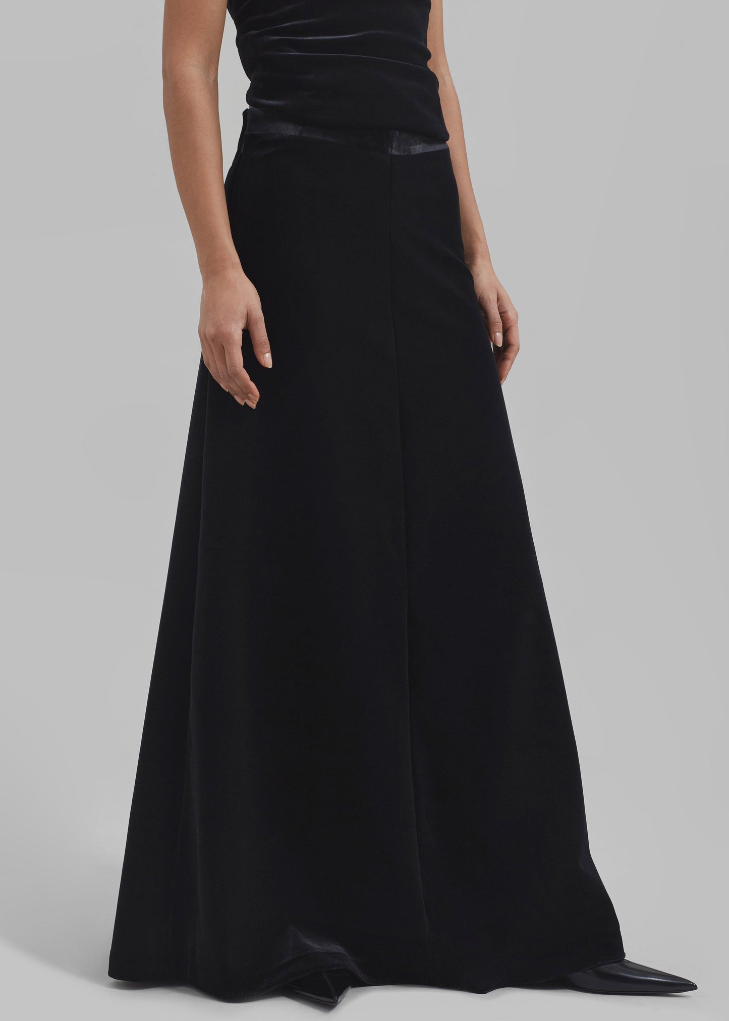 Lucia Velvet Maxi Skirt - Black