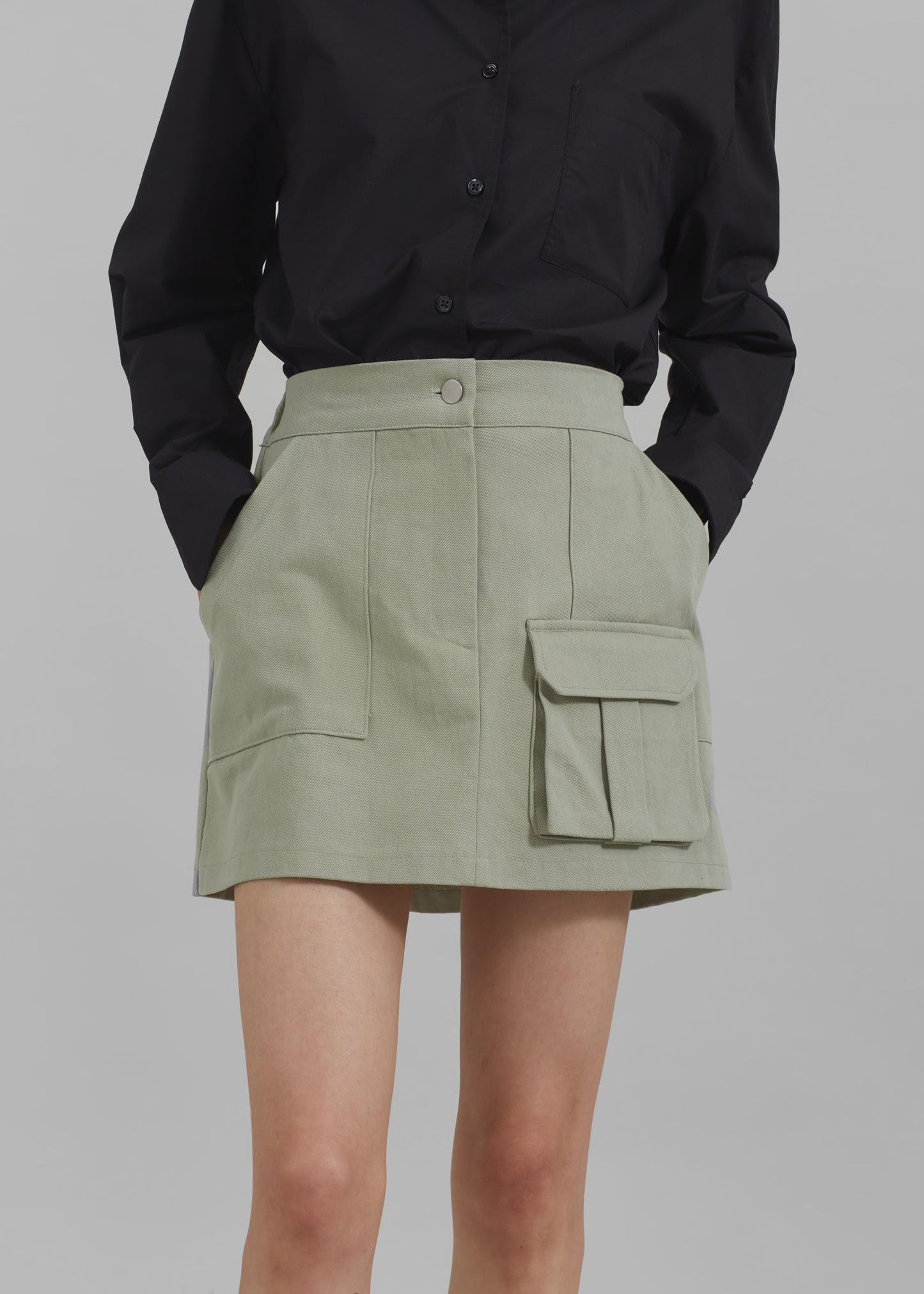 Malia Cargo Mini Skirt - Khaki