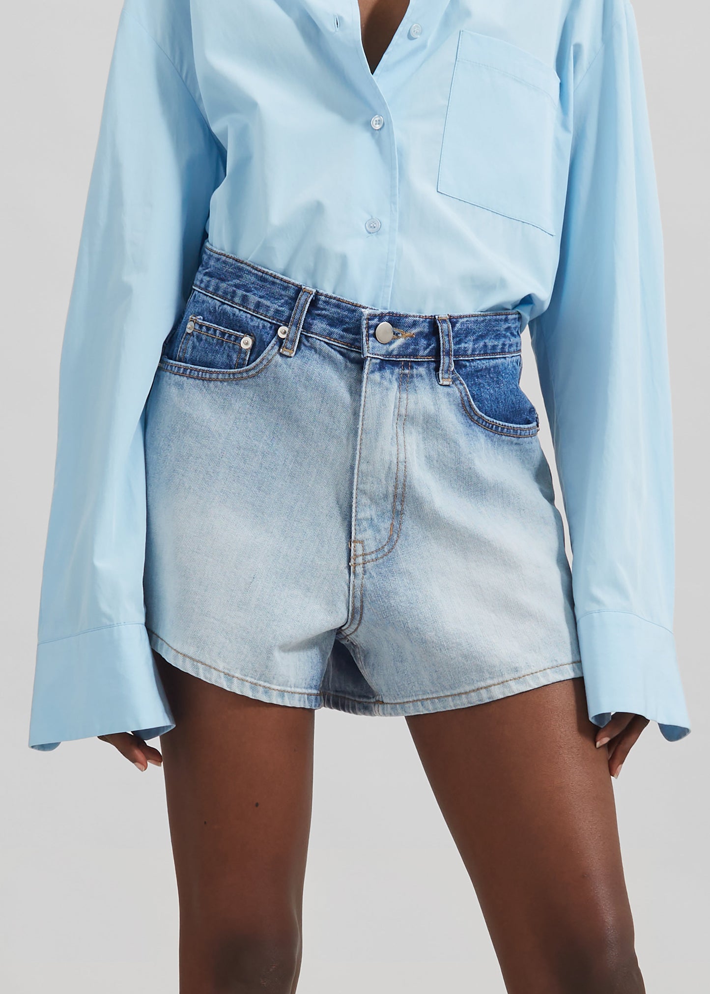 Melina Denim Shorts - Light Wash