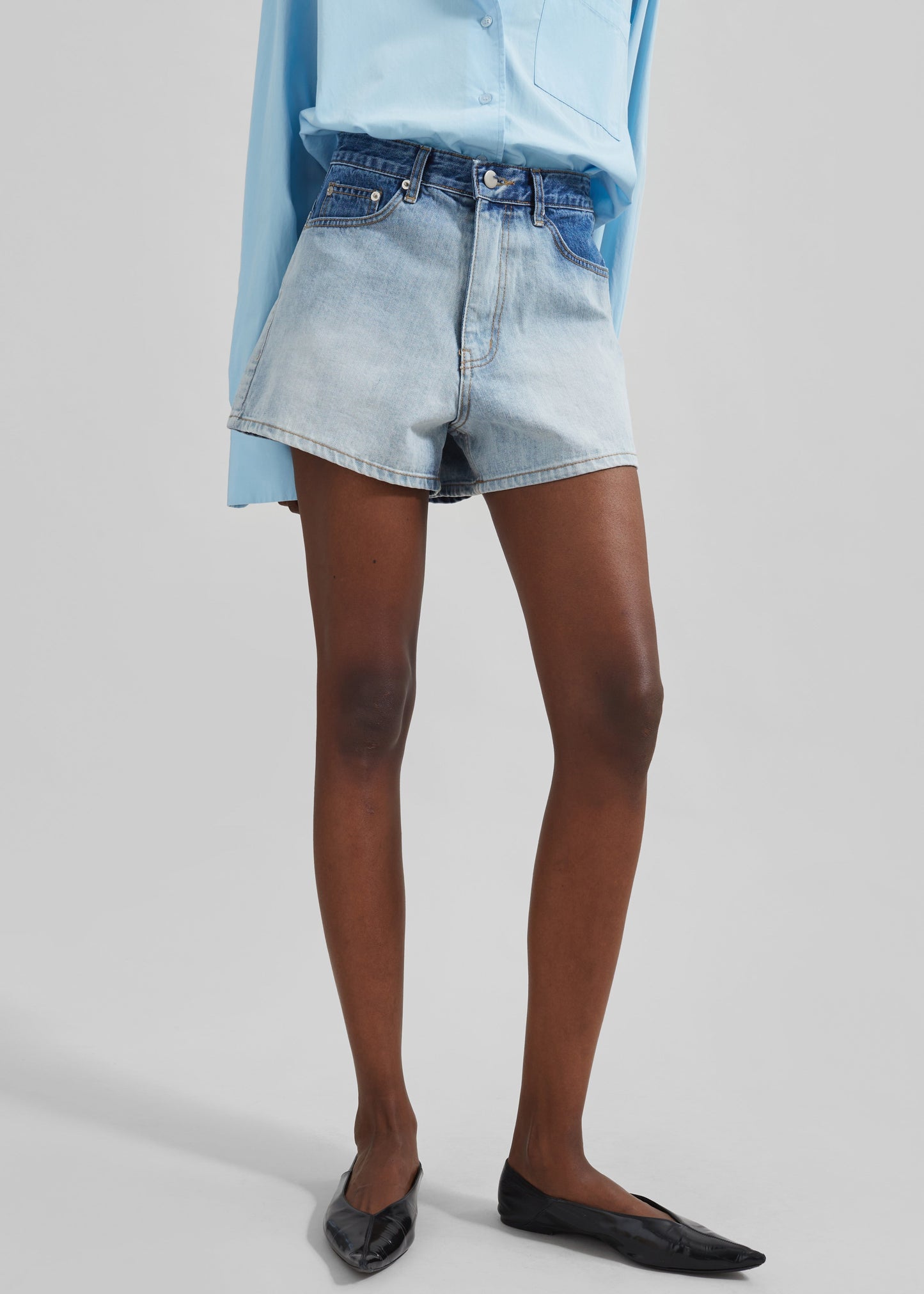 Melina Denim Shorts - Light Wash