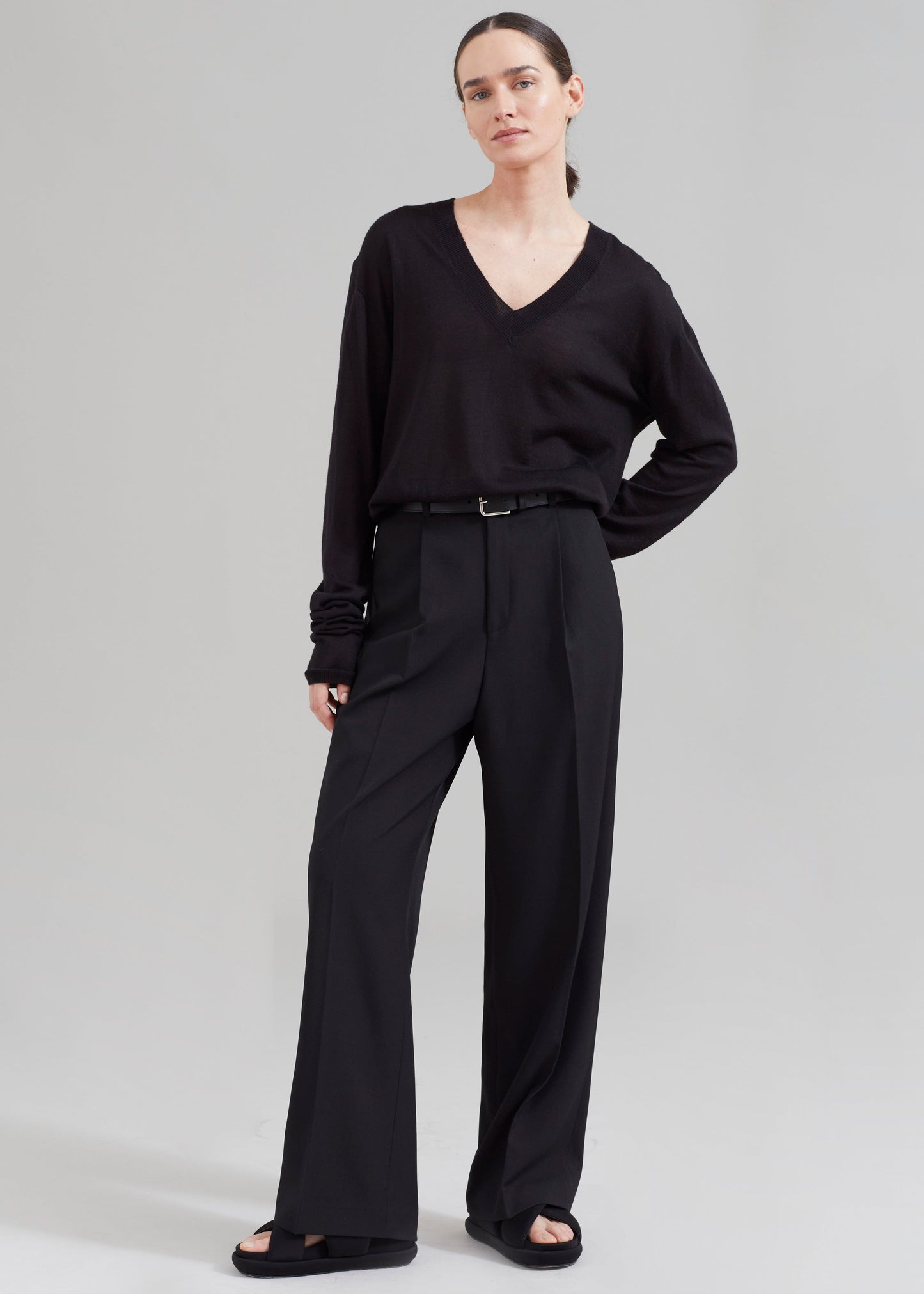 Nessi Pintuck Trousers - Black