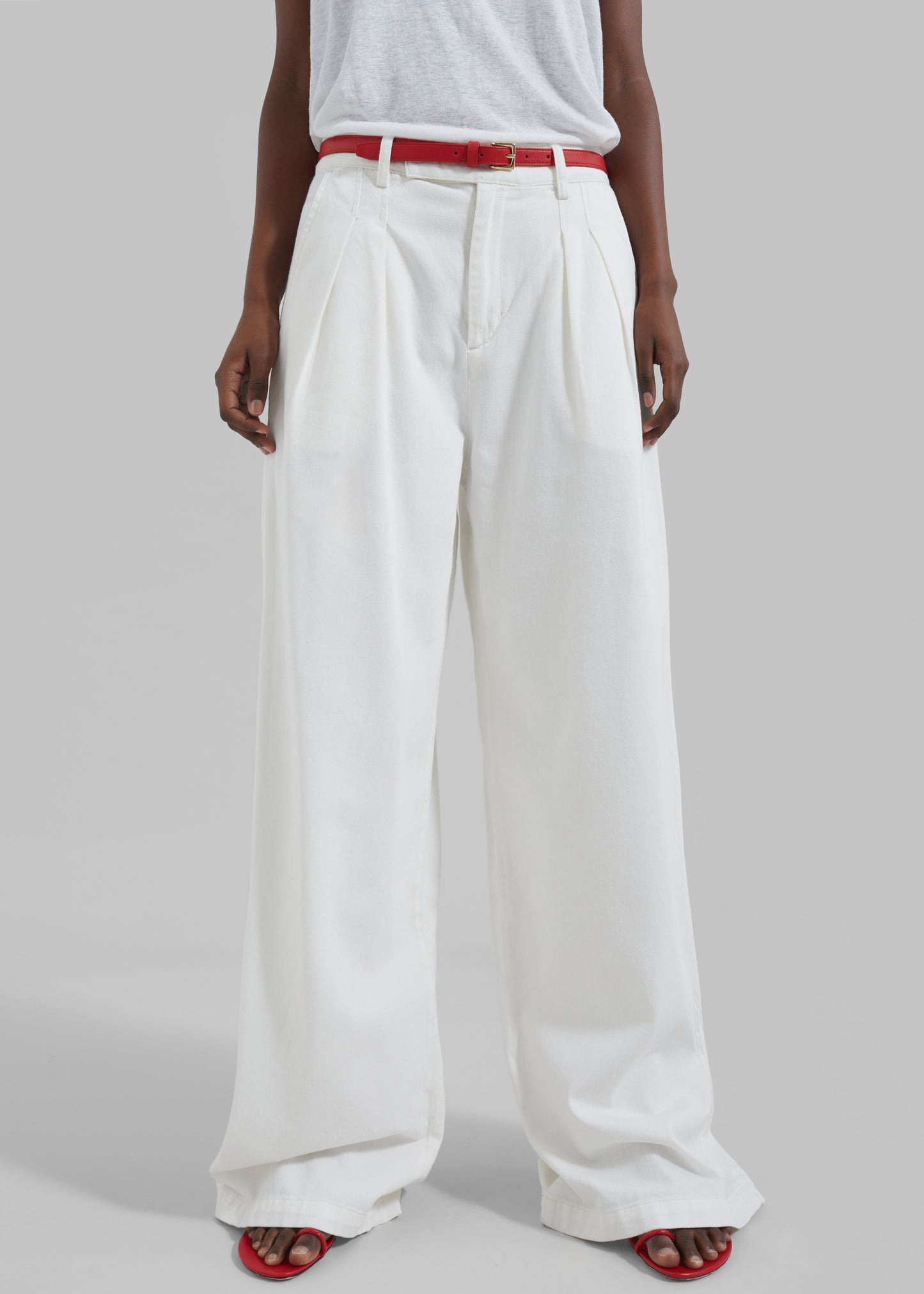 Nolan Pleated Denim Trousers - White