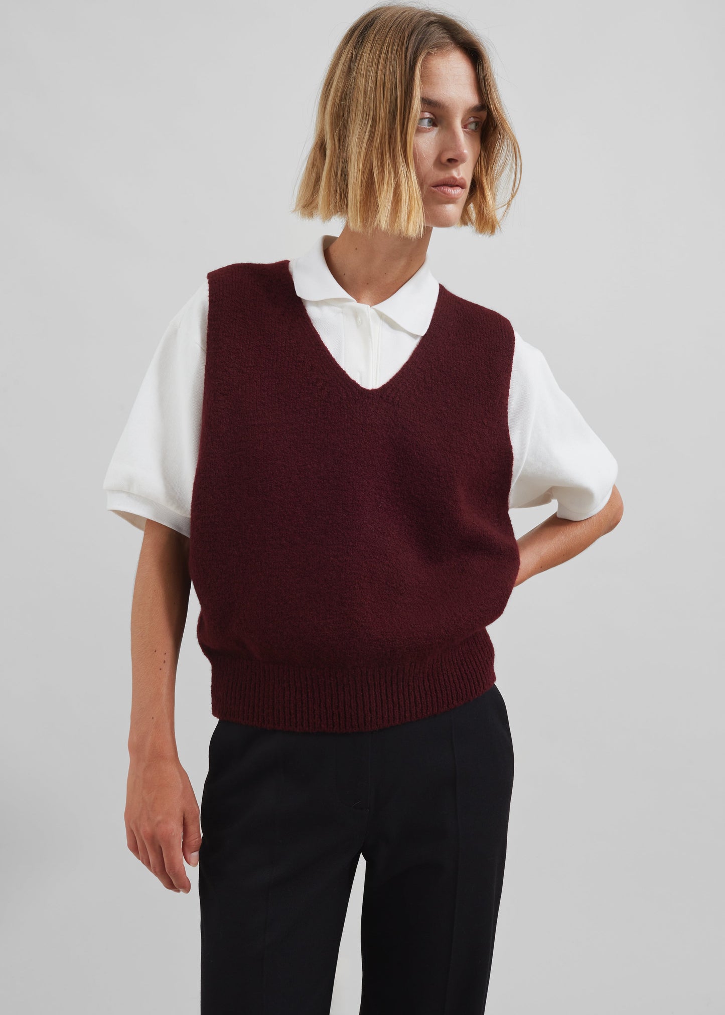 Pavia Knit Vest - Burgundy