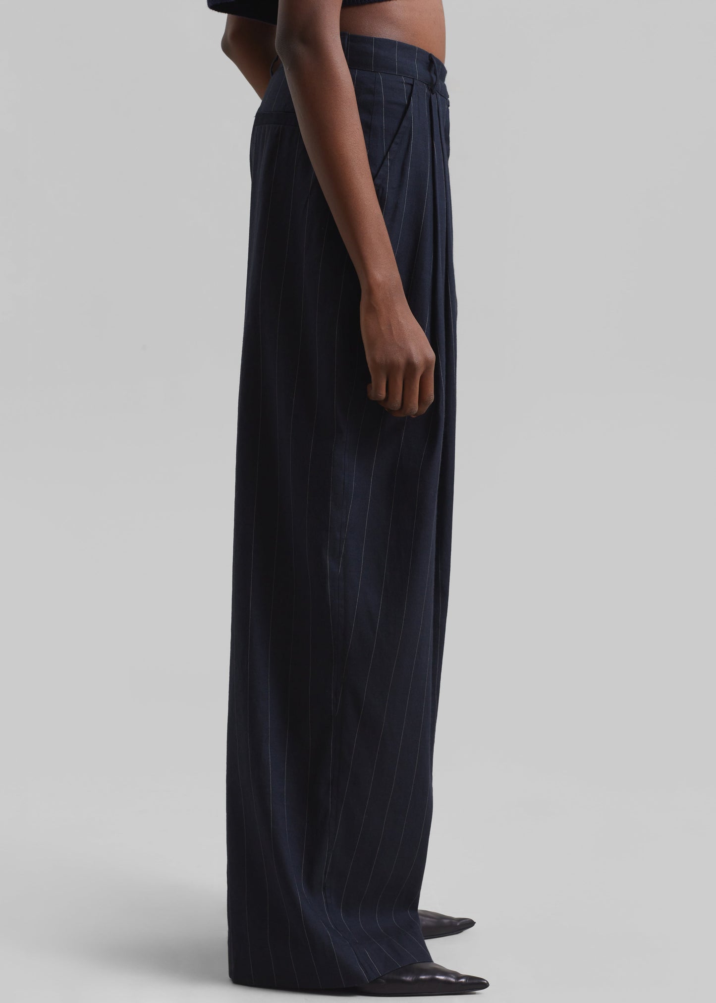 Piper Pleated Trousers - Navy/Beige Pinstripe