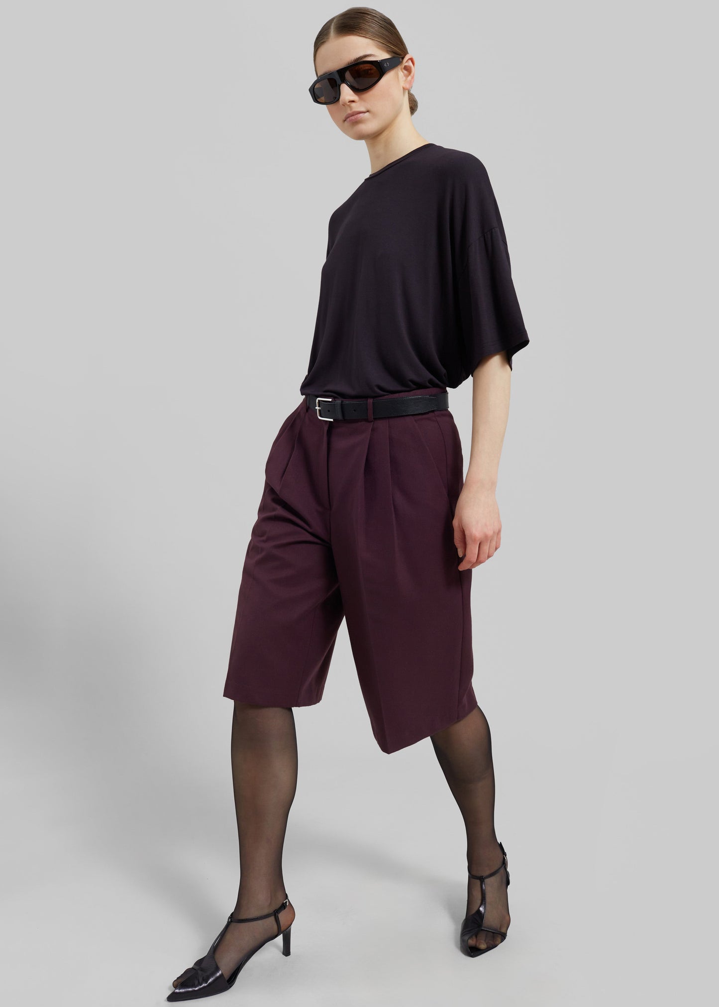 Wilma Pleated Bermuda Shorts - Burgundy